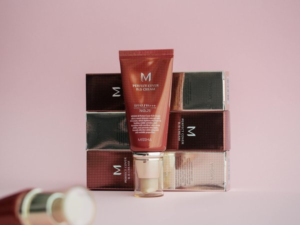 Quels accessoires incontournables pour sublimer votre style cette saison ?